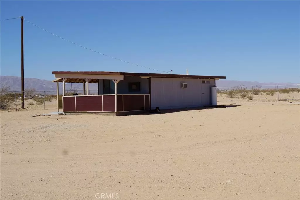 29 Palms, CA 92277,82654 Carey RD