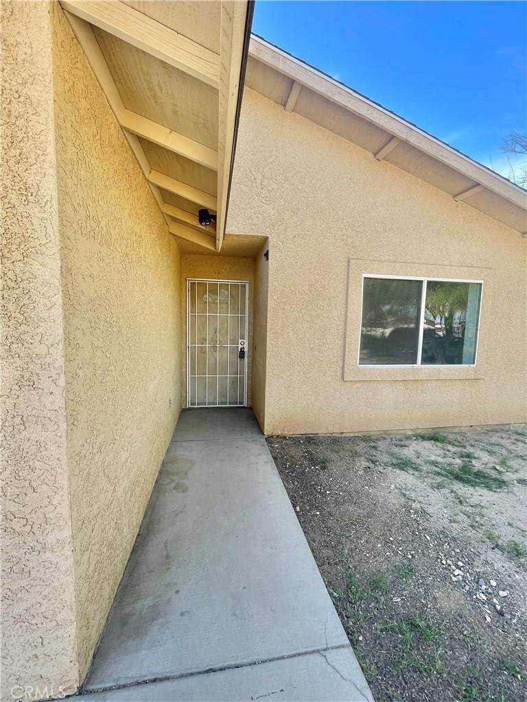 29 Palms, CA 92277,5932 La Buena Tierra AVE