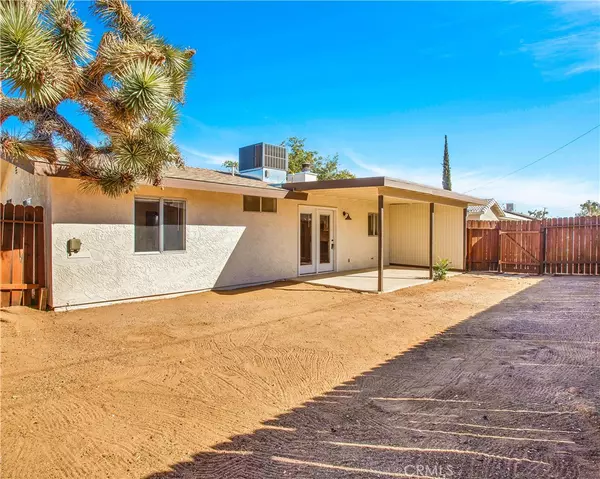 58807 Yucca TRL, Yucca Valley, CA 92284