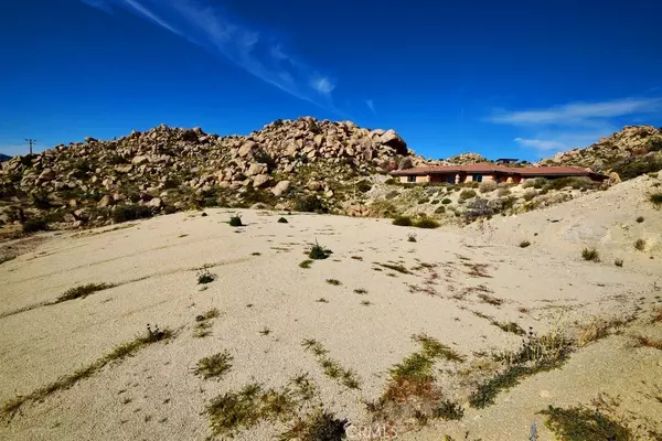 Yucca Valley, CA 92284,57235 Farrelo RD