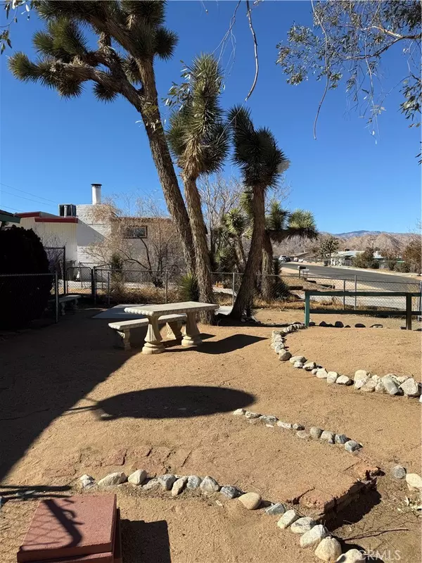 Yucca Valley, CA 92284,56205 Navajo TRL