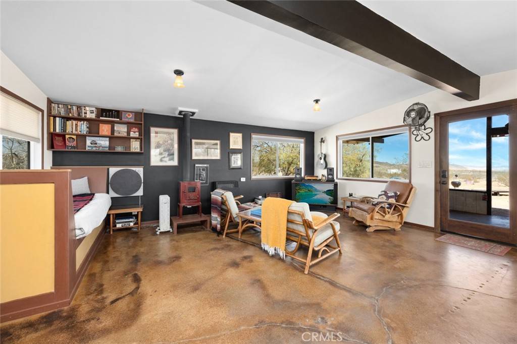 Landers, CA 92285,2150 Tori LN