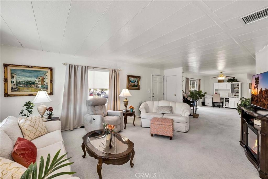 Yucca Valley, CA 92284,54999 Martinez TRL #54