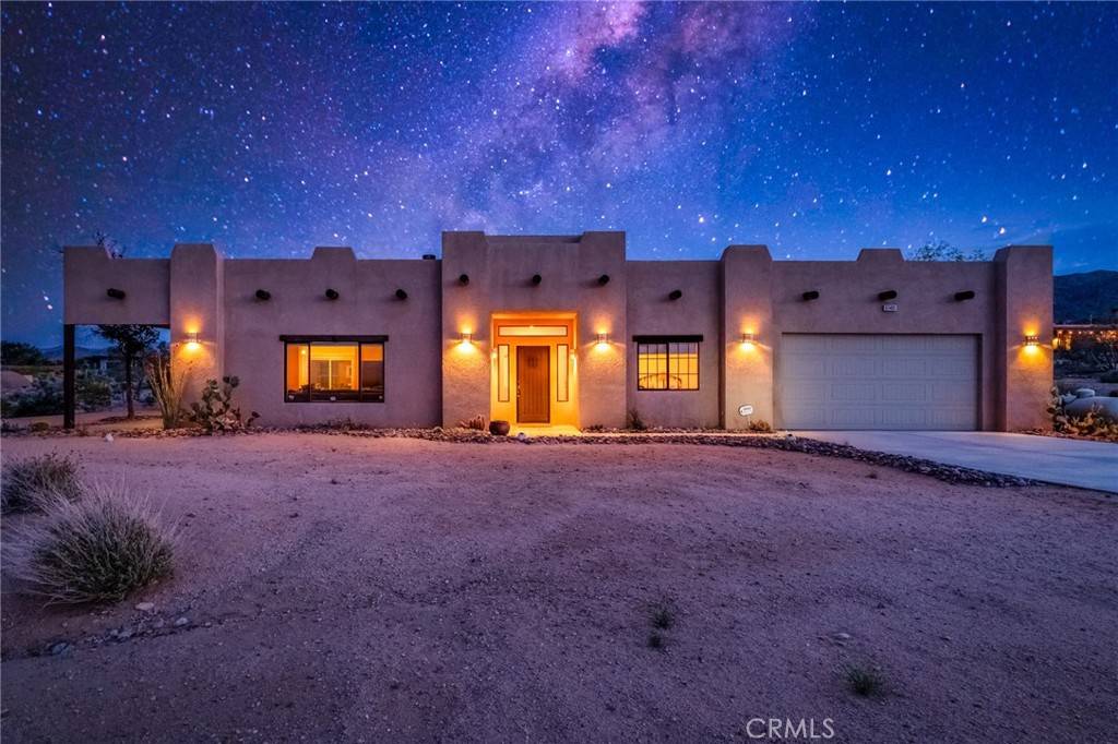 Joshua Tree, CA 92252,61465 Latham TRL
