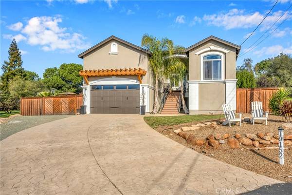 19152 Colt CT, Hidden Valley Lake, CA 95467