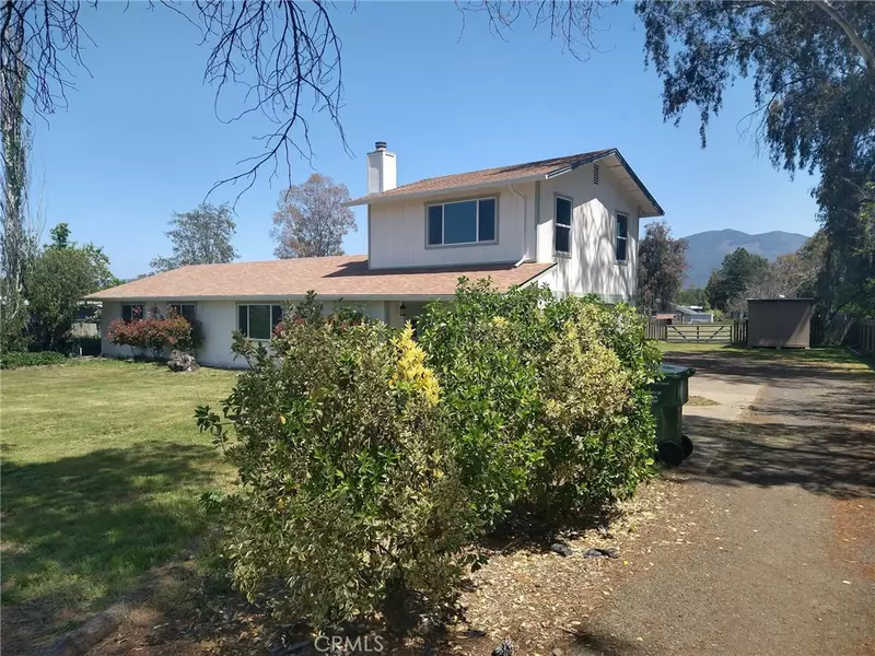 5900 Plunkett LN, Kelseyville, CA 95451