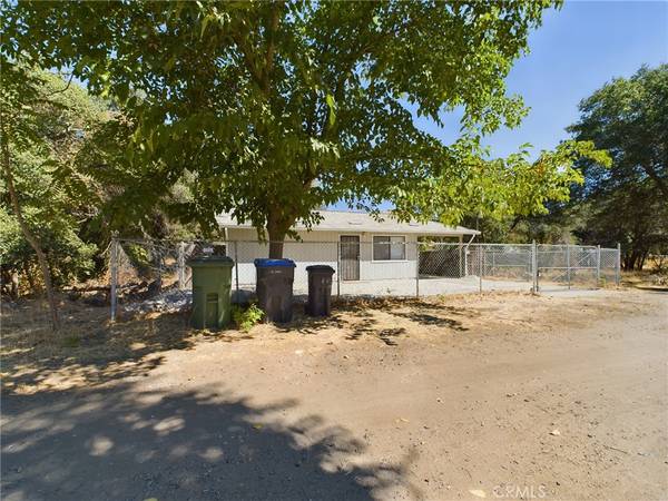 Clearlake, CA 95424,13558 Fair Oak RD