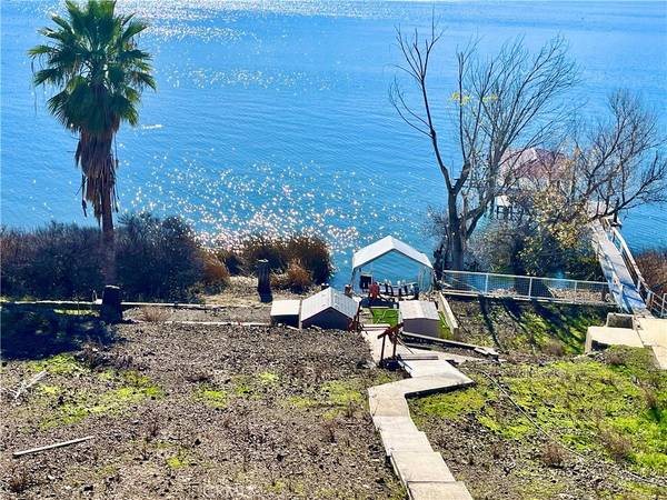 Clearlake, CA 95422,3923 Monterey DR