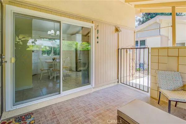 Laguna Woods, CA 92637,142 Avenida Majorca #A