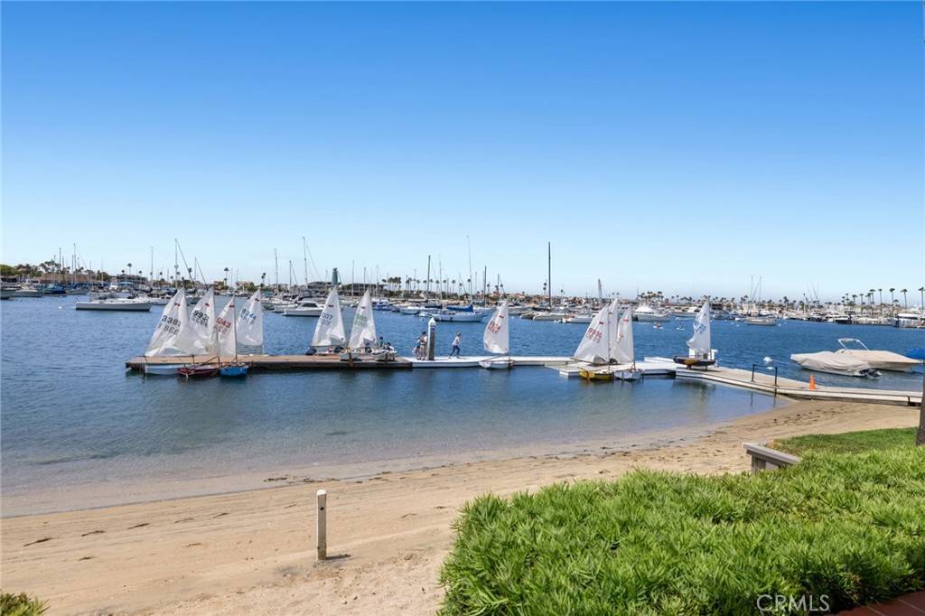 Newport Beach, CA 92663,413 Via Lido Soud