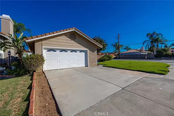 Yorba Linda, CA 92886,17435 Ridgedale LN