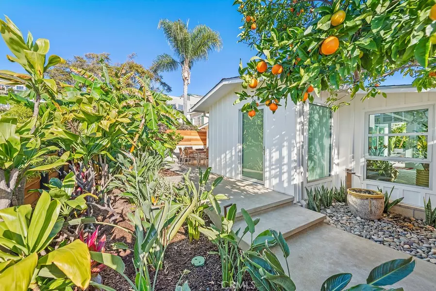 239 Fairview ST, Laguna Beach, CA 92651