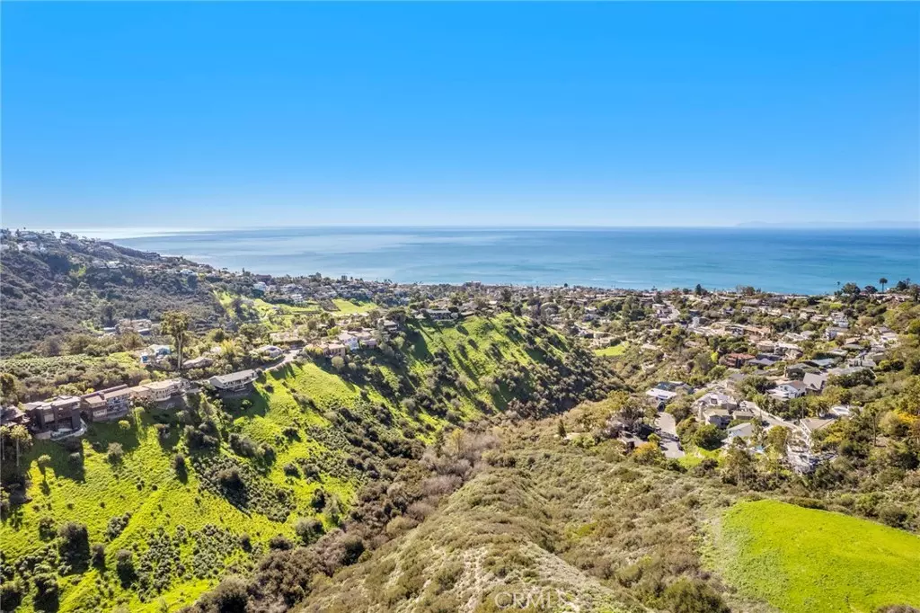 Laguna Beach, CA 92651,1477 Cerritos