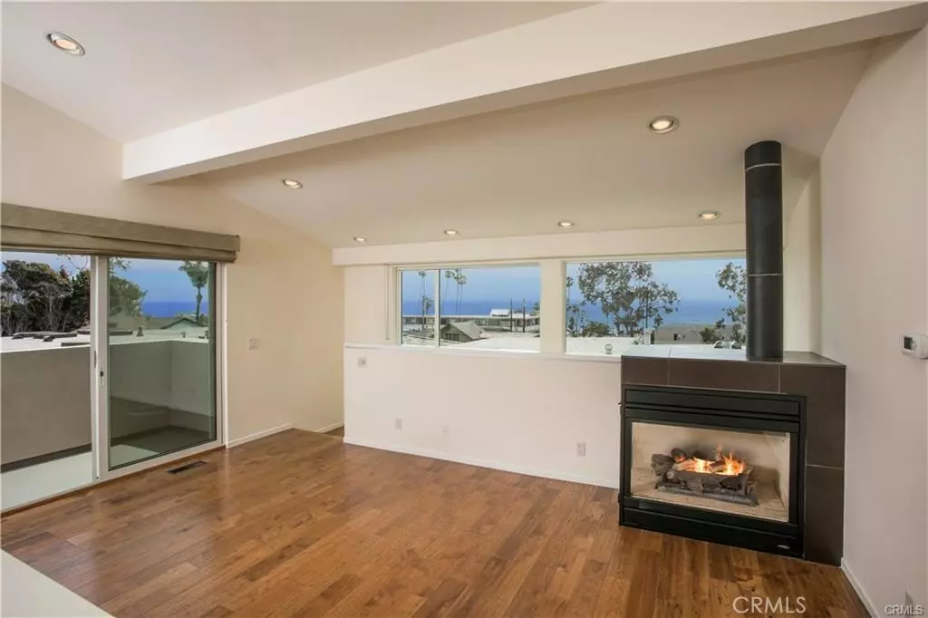 Laguna Beach, CA 92651,353 Cedar WAY #B