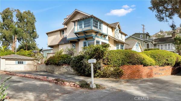 Laguna Beach, CA 92651,270 Moss ST