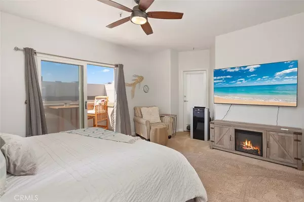 200 Pacific Coast HWY #320, Huntington Beach, CA 92648