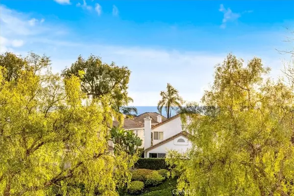 Laguna Niguel, CA 92677,32471 Outrigger WAY #5