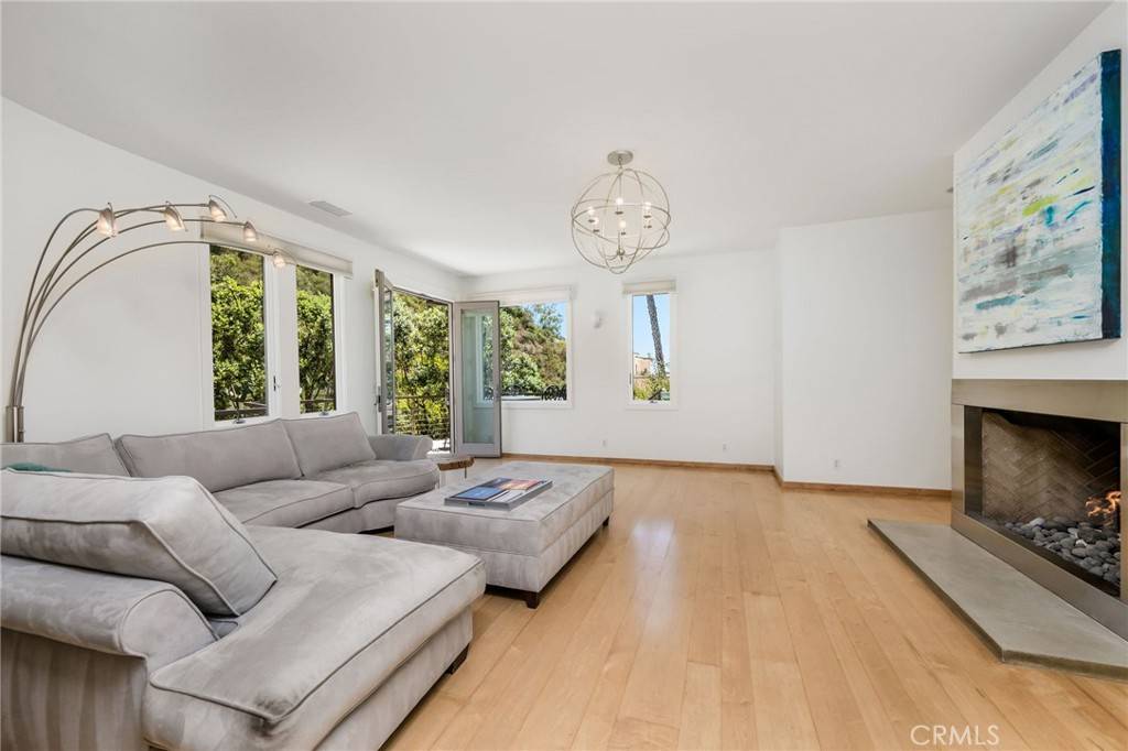 Laguna Beach, CA 92651,426 Nyes PL