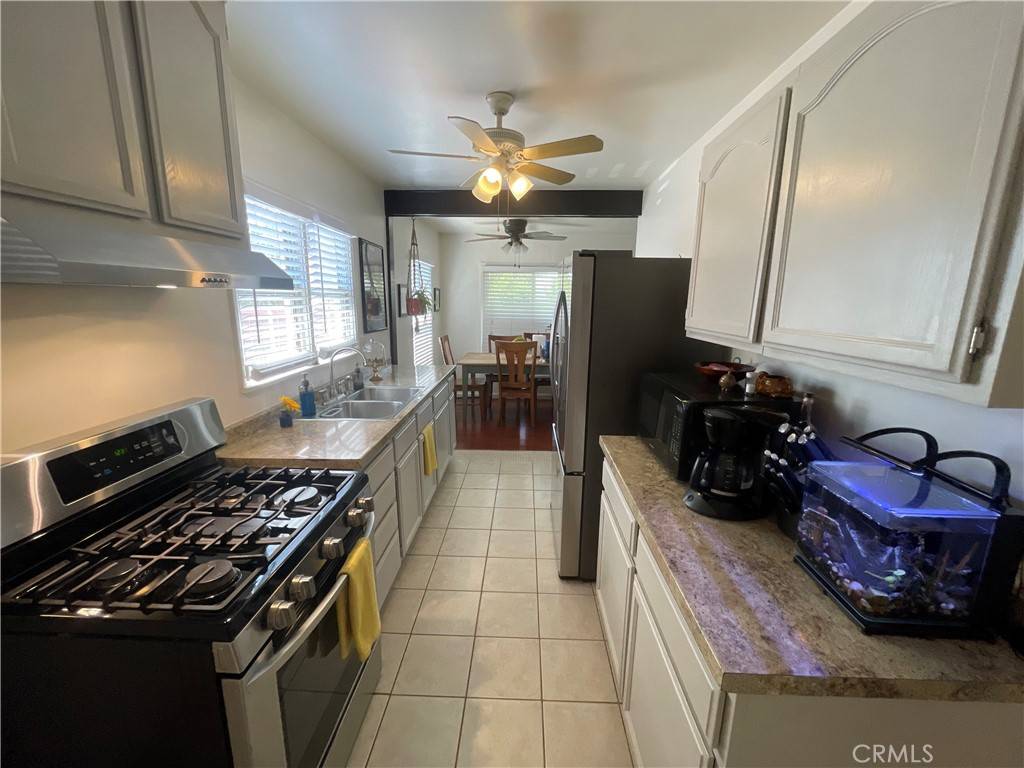 Long Beach, CA 90805,5914 Linden AVE