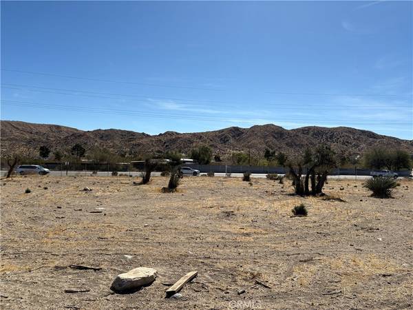 9825 Fobes RD, Morongo Valley, CA 92256