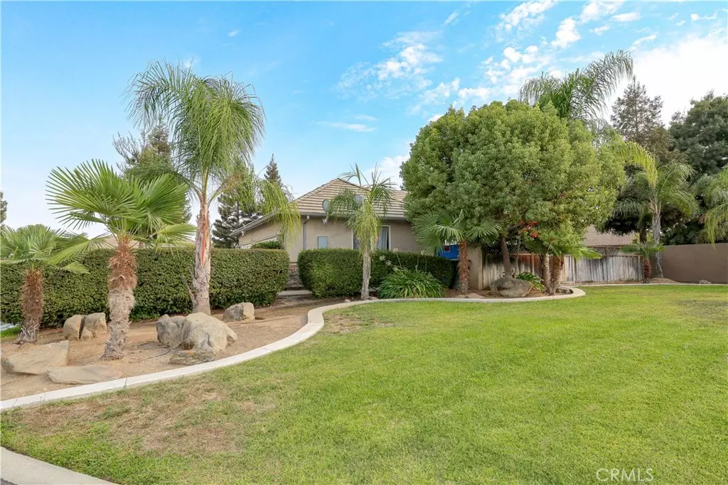 Chowchilla, CA 93610,6215 Deerhurst CT