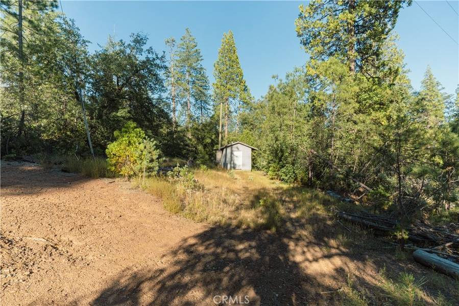 10902 Stout LN, Coulterville, CA 95311