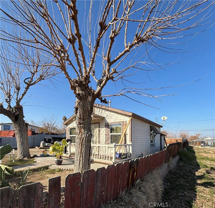 Taft, CA 93268,126 Maricopa PL