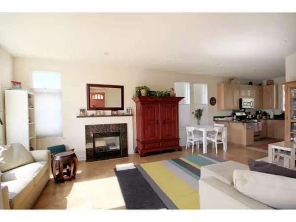 Santa Cruz, CA 95060,120 GRANDVIEW TER