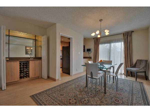 Daly City, CA 94015,511 KING DR #2