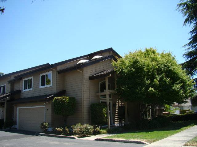 10184 VISTA DR, Cupertino, CA 95014