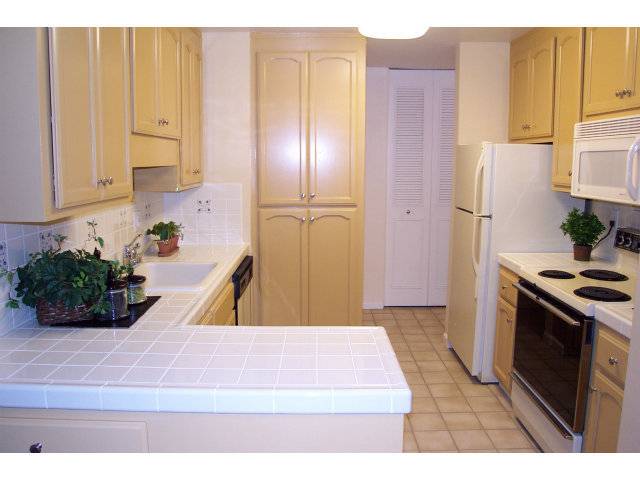 Santa Clara, CA 95051,1730 HALFORD AVE #146