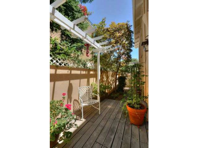 130 2ND ST #4, Los Altos, CA 94022