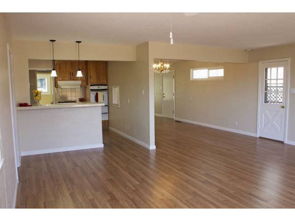 South San Francisco, CA 94080,137 LONGFORD DR