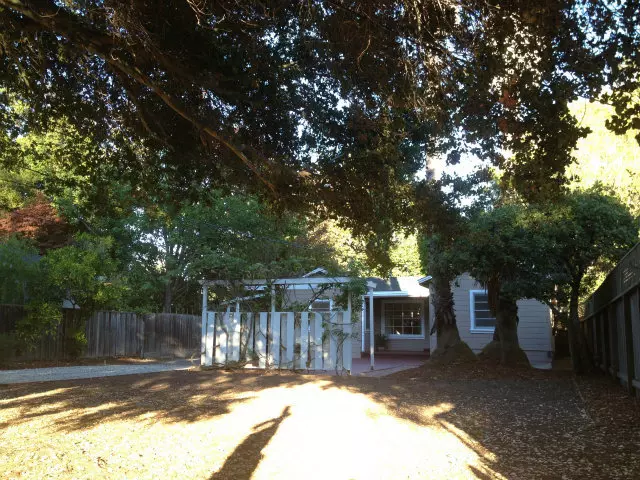 646 10TH AVE, Menlo Park, CA 94025