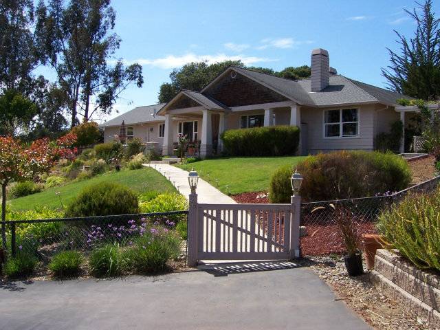 8691 WOODLAND HEIGHTS CT, Prunedale, CA 93907