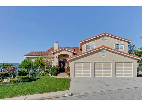 San Carlos, CA 94070,840 CRESTVIEW DR