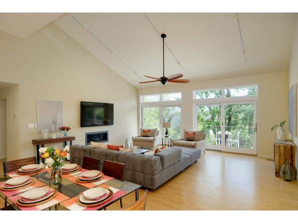 Portola Valley, CA 94028,Address not disclosed