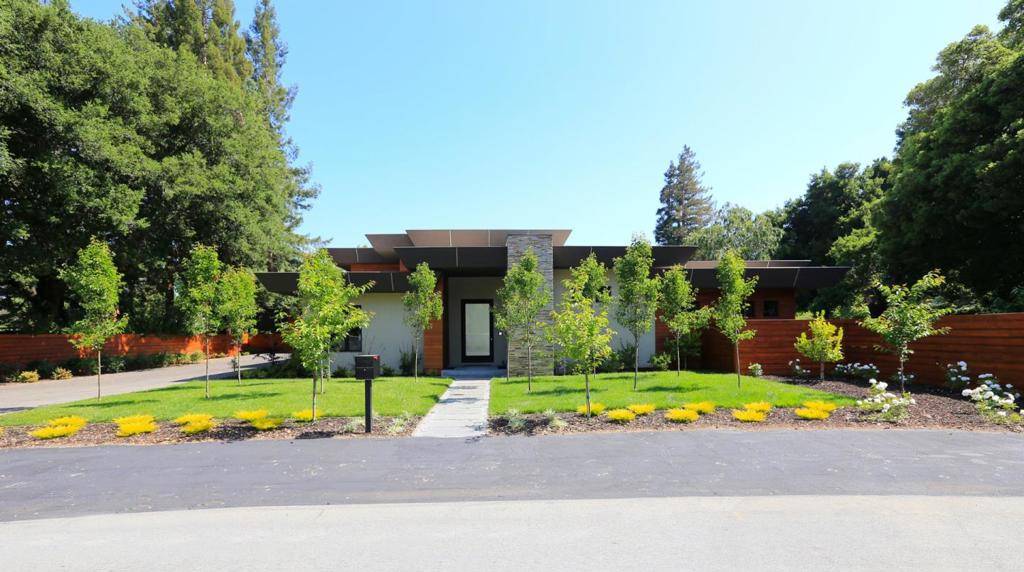 Atherton, CA 94027,87 Nora WAY
