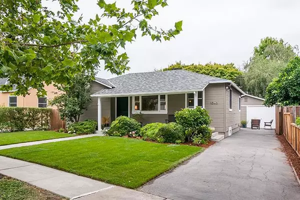 1043 Menlo Oaks DR, Menlo Park, CA 94025