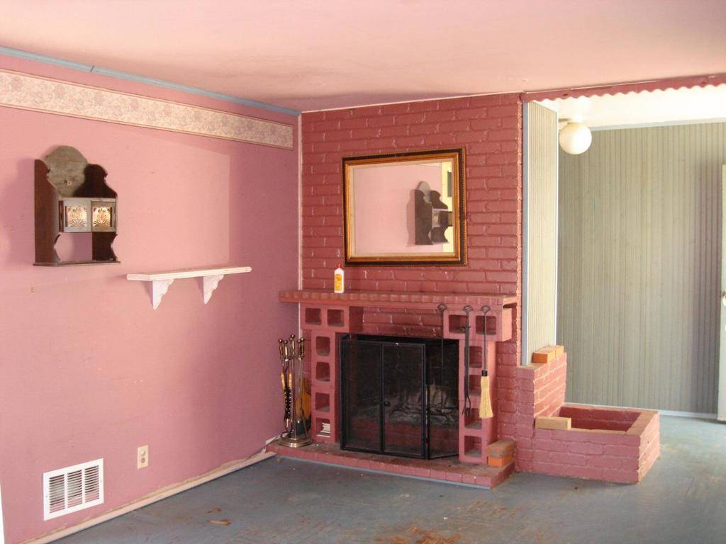 Daly City, CA 94015,Address not disclosed