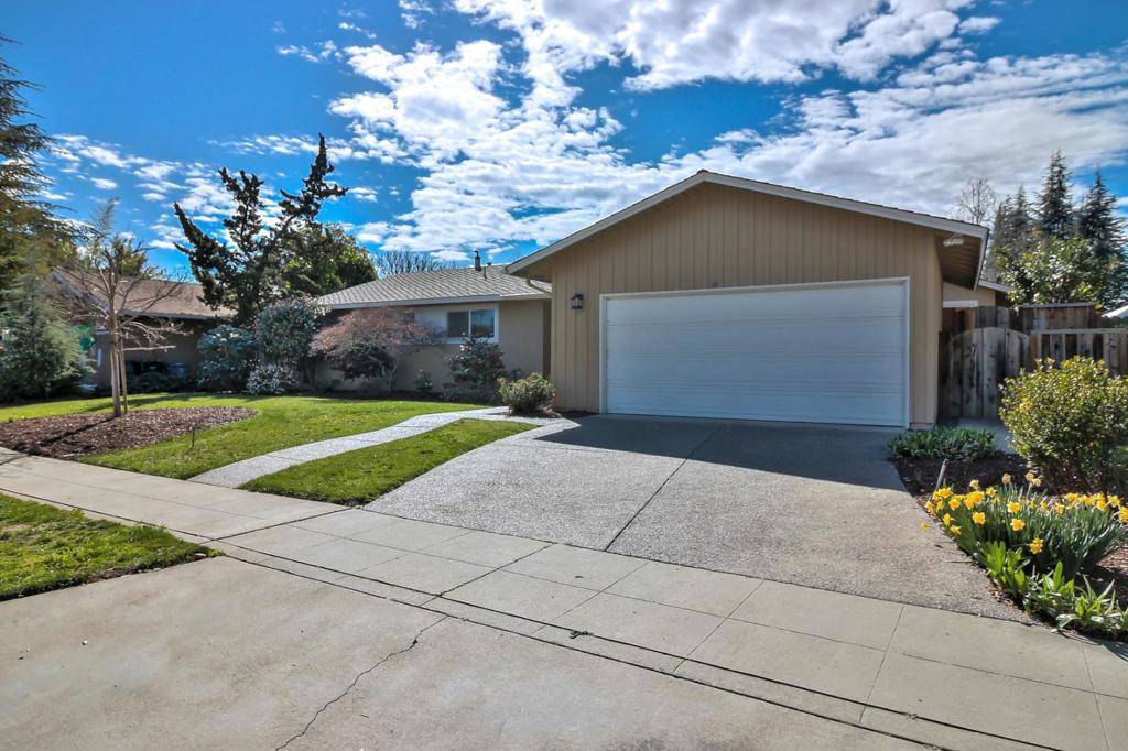 Sunnyvale, CA 94087,1002 Yorktown DR