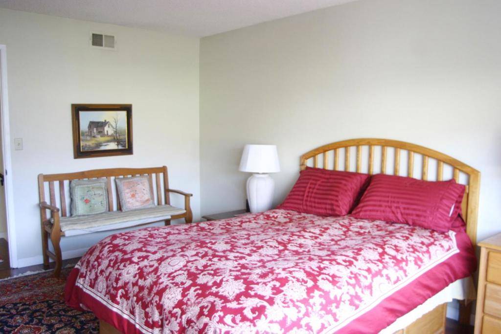 Milpitas, CA 95035,131 Fontainbleu CT