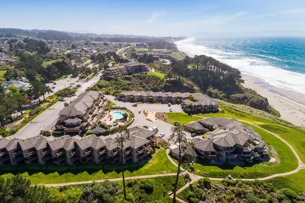 6 Seascape Resort DR #6, Aptos, CA 95003