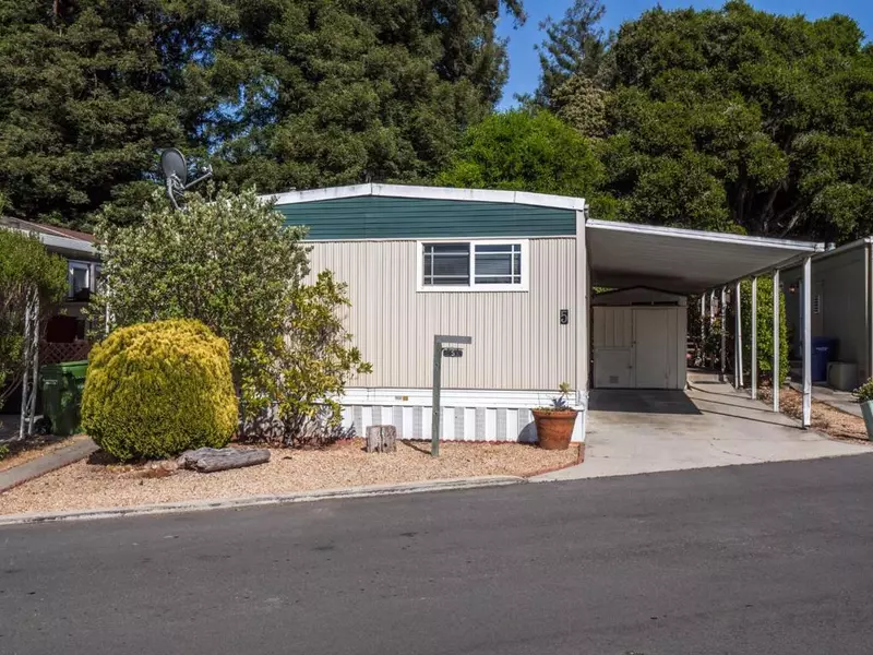 5 Oak Shadows, Aptos, CA 95003