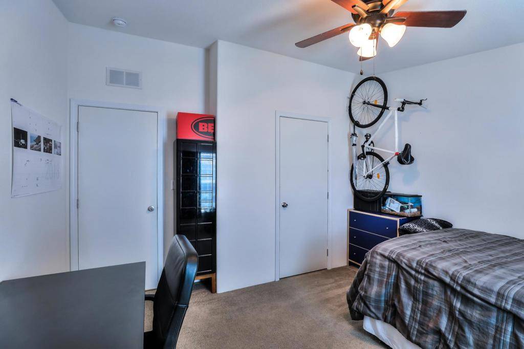 Sunnyvale, CA 94089,1220 Tasman DR