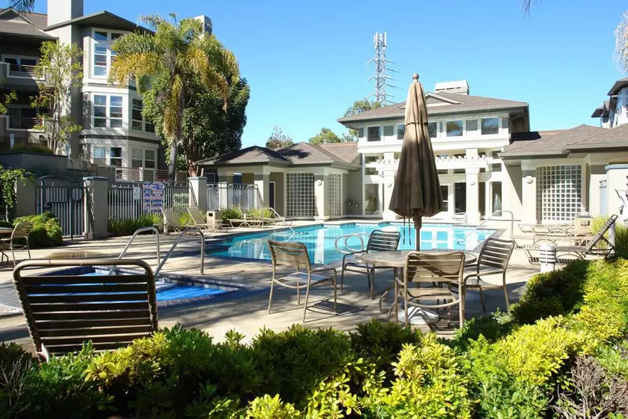 880 Meridian Bay LN #205, Foster City, CA 94404