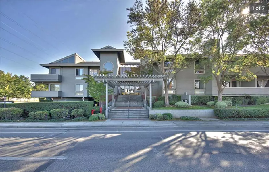 22330 Homestead RD #219, Cupertino, CA 95014