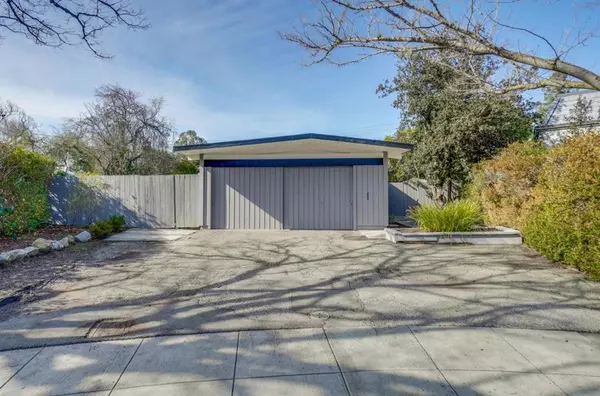 Palo Alto, CA 94303,769 Allen CT