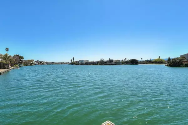 Foster City, CA 94404,287 Shearwater