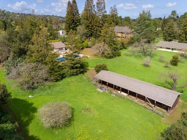 Los Altos Hills, CA 94022,13940 La Paloma RD